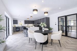 Photo 30- click for photo gallery